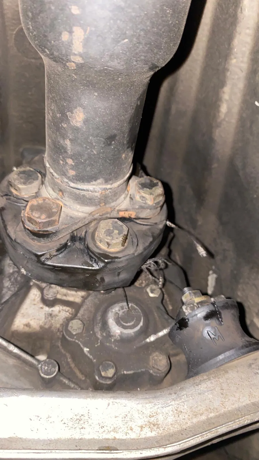Propshaft flex disc under the car